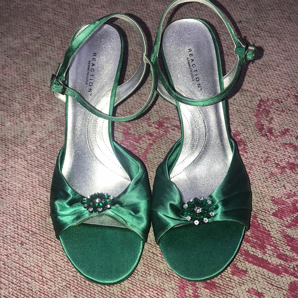 Kenneth Cole Emerald Green Heels